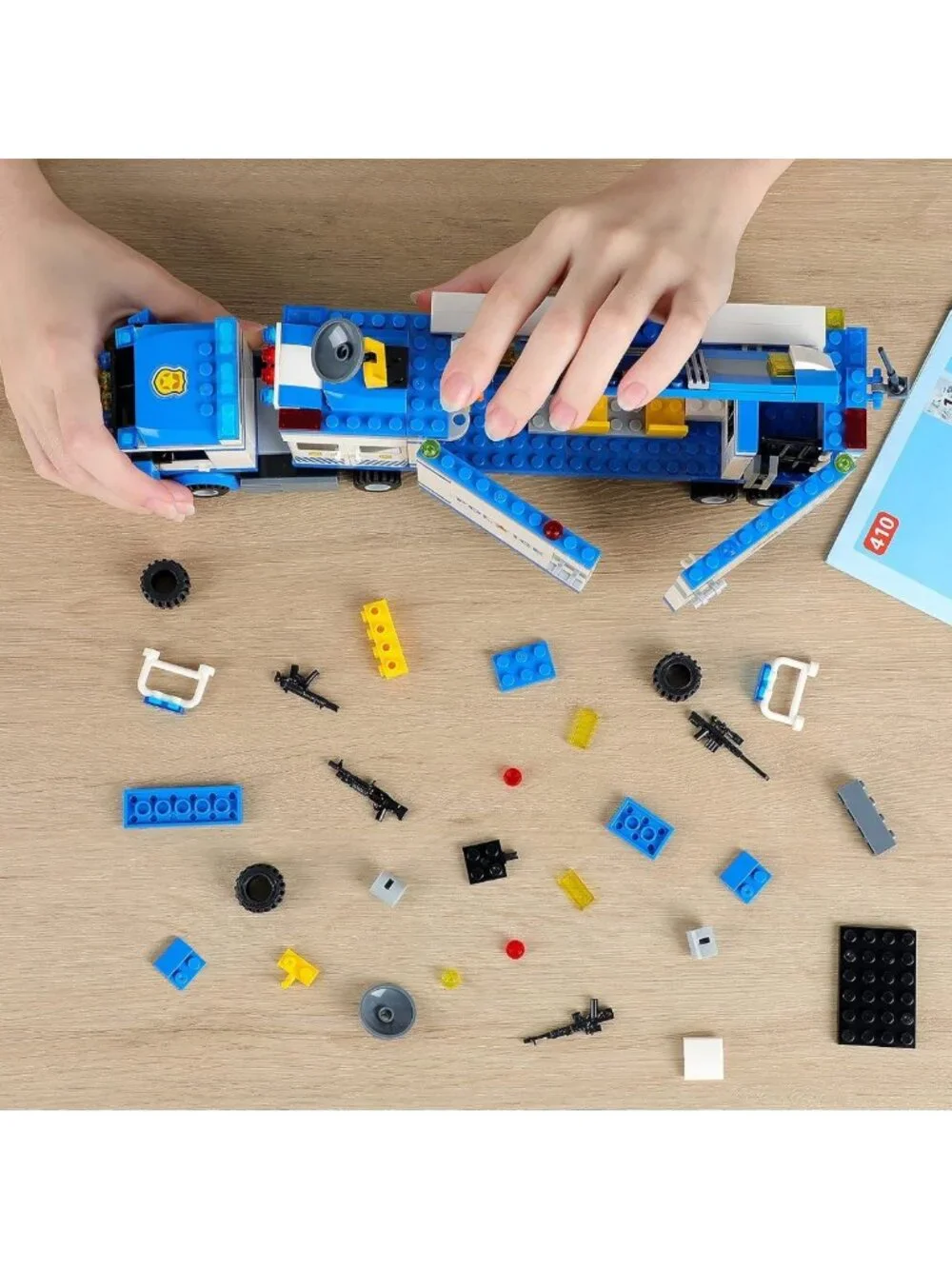 Mobile Command Center Truck Building Blocks Set - Police Unit with Prison & Cop